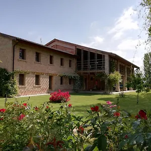 ca-adami.hotelinveneto.com/
